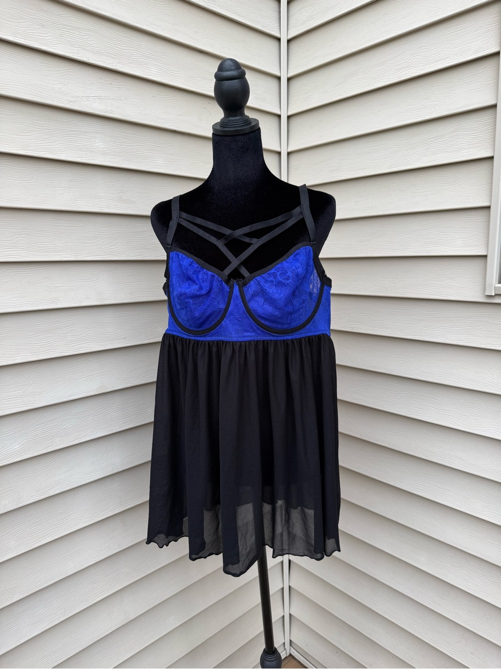 Torrid Plus Size Strappy Lace Babydoll Nightdress - Black & Blue - Picture 3 of 4